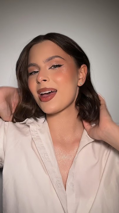 Не люблю на себе темные макияжи, поэтому, считаю, что это perfect яркий ...