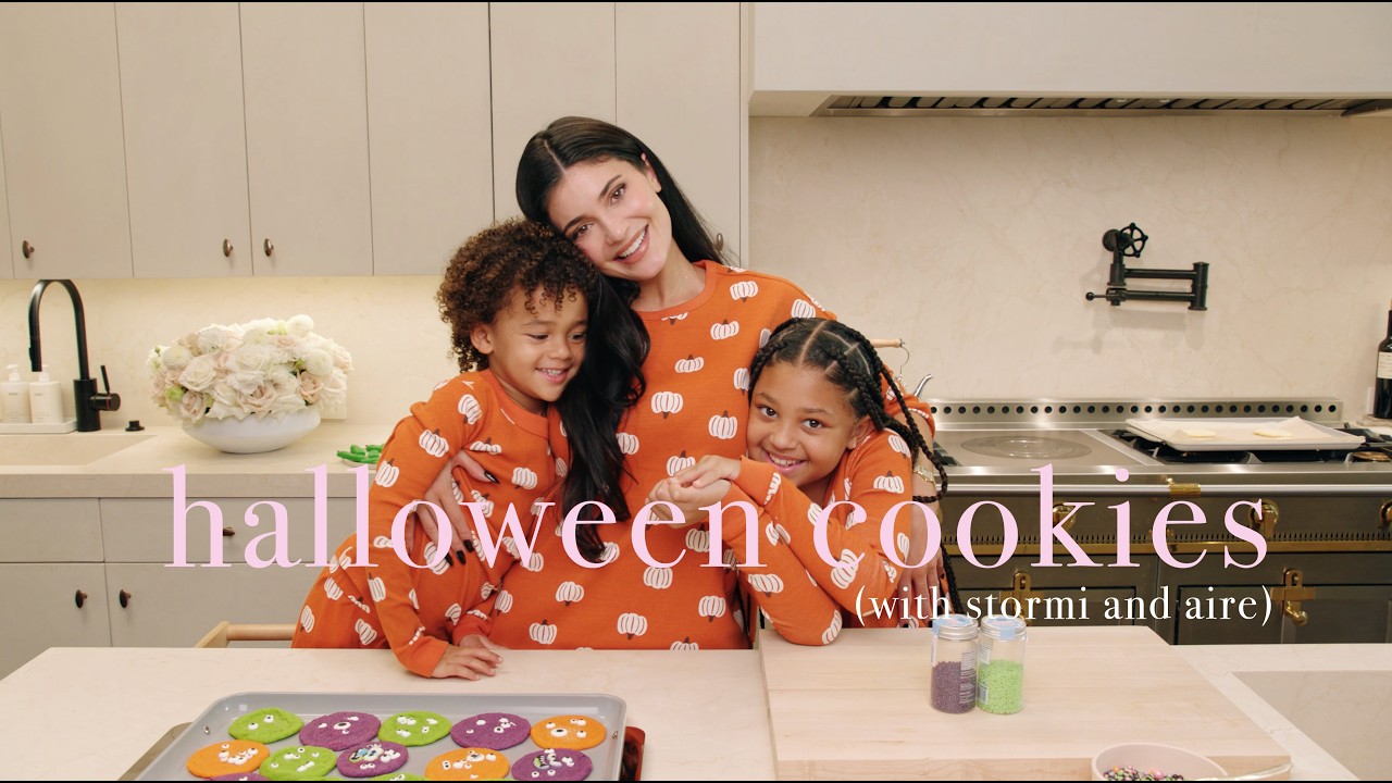 Halloween Cookies with Stormi and Aire