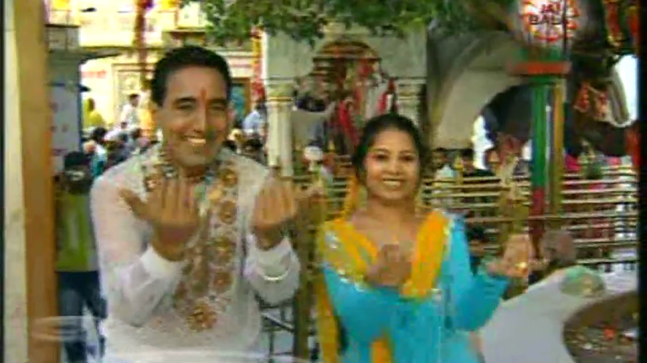 Jai Mata Di Keh Tu - Bai Amarjit & Miss Pooja