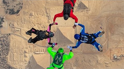 Skydiving over the pyramids! Nov 2020