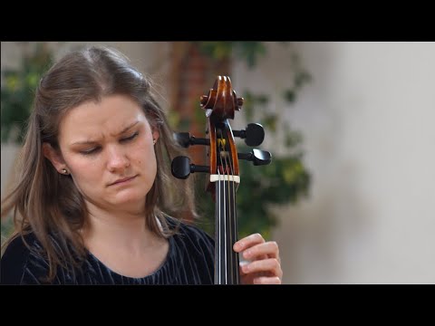 J.S. Bach Cello Suite BWV 1009, III. Courante