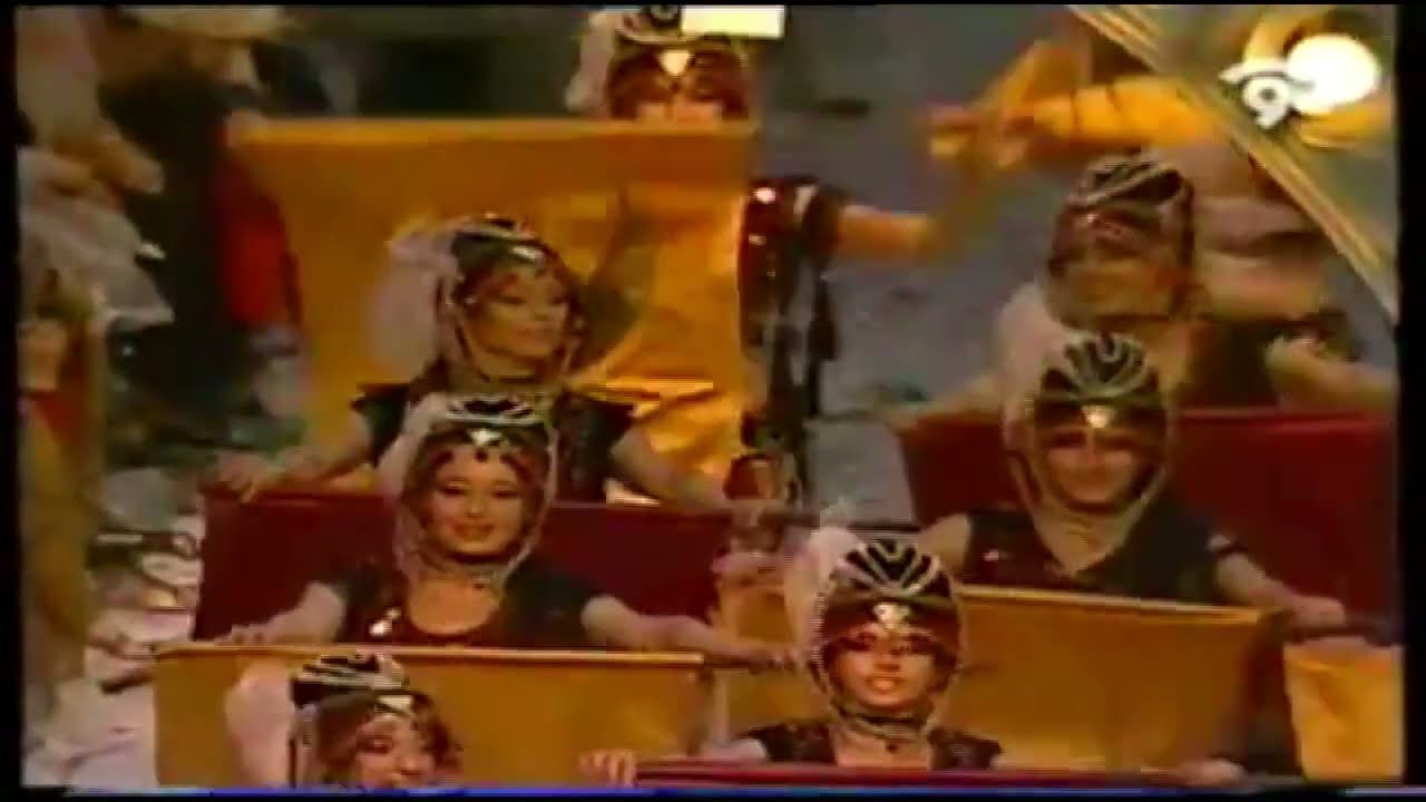 Moros y Cristianos Alcoy 2004 Alferecía Mora Filà Magenta (Canal9)