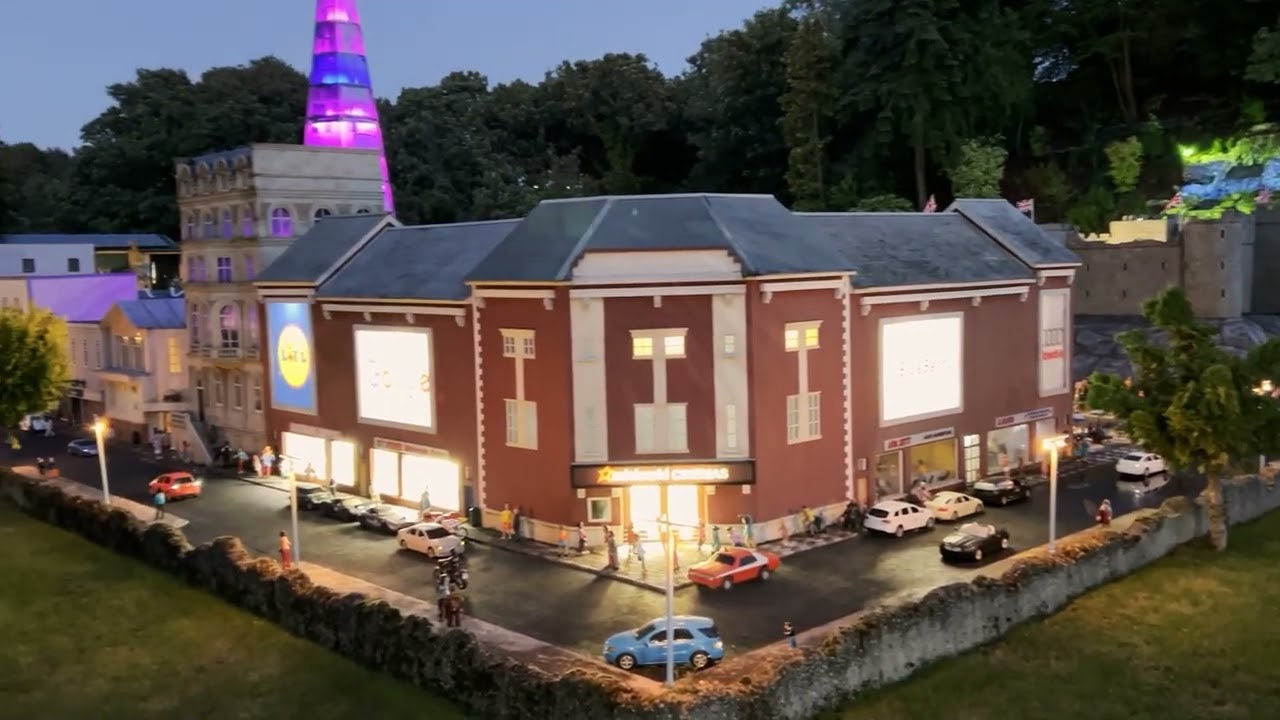 Babbacombe Model Village Sept 2025