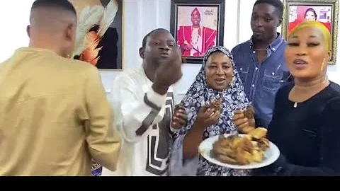 AFEEZ OWO FINALLY HOST ADENIYI JOHNSON AND GAVE HIM SALLAH MEAT TO  CHOP, PAPASHOW AND MIDE MARTINS