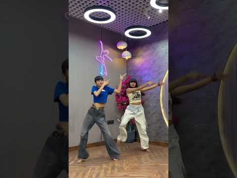 Next song btao dosto 🥰❤️‍🔥 #isharathi #dance #profesionaldancer #haryanvisong #love