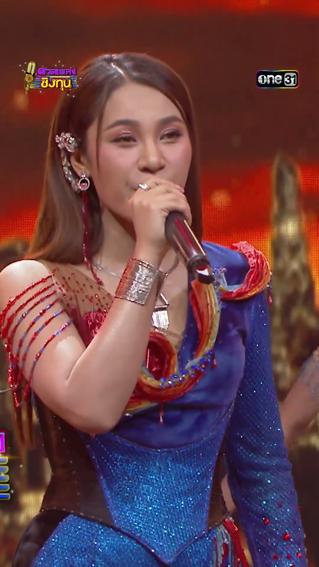 มโนราห์เล่นไฟ :  “เวียง นฤมล”  #Shorts #ดวลเพลงชิงทุน | one31