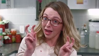 Celebrity Life Hack: Unclog Your JS-2 Water Filter! | Daily Life Hack with Carole Anne Wealth