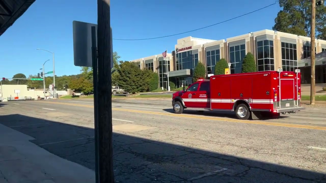 car accident in hebe springs enhine 1 and rescue1 october 20 2025