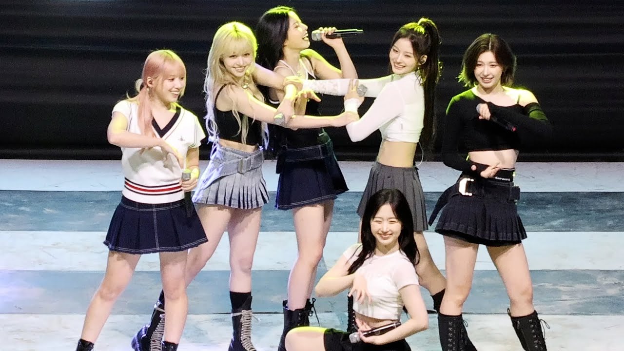 엔믹스(NMIXX) Full ver. (DASH + DICE + Love Like Like This 외 2곡) 직캠 | 신한대 축제 • 240527