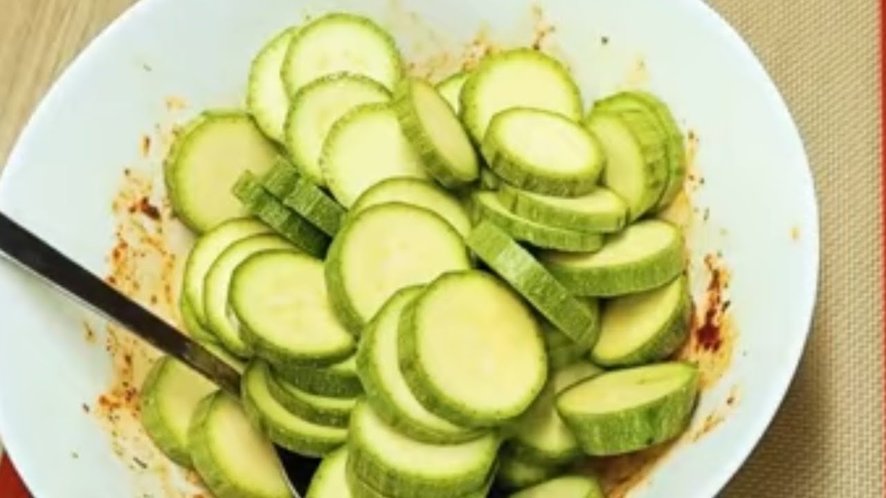 عيتي من اللحم اجي معايا نحضرو وجبة جد سهلة بالقرع الاخضر 🤫😍👌