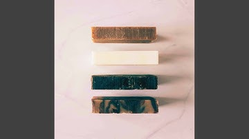 Vivacious Backdrops for Simple Memories