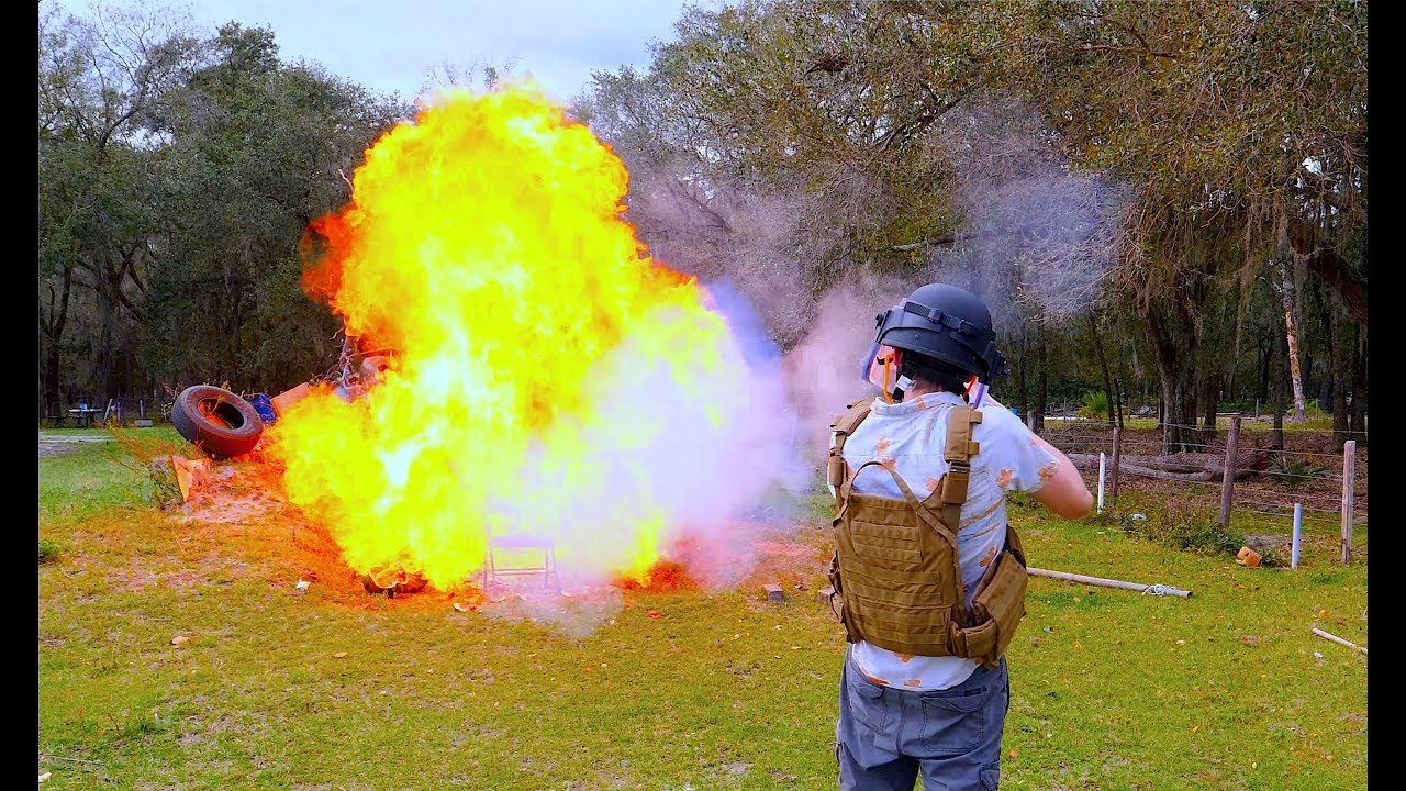 ⁣Shooting Sodium at a Watermelon