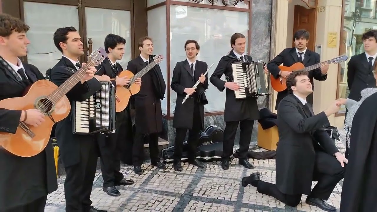 Tuna de Medicina da Academia de Coimbra.
