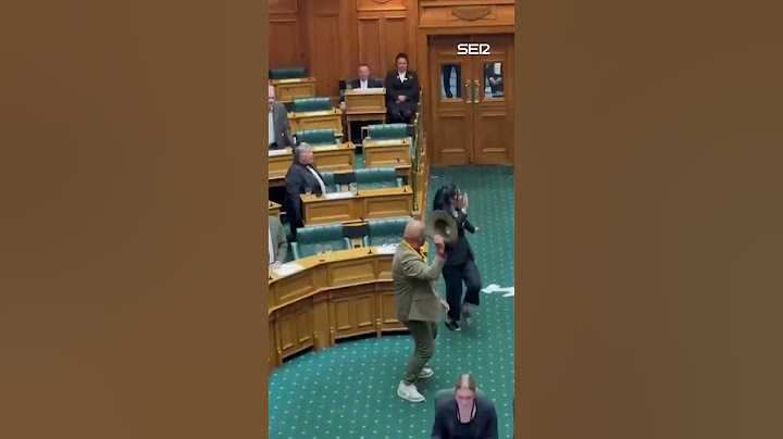 Diputados maoríes protestan con una ‘haka’ en el parlamento de Nueva Zelanda