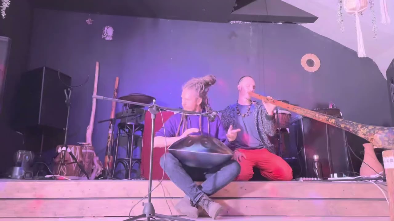 Handpan & didgeridoo duo - Pasha Aeon & Karnash