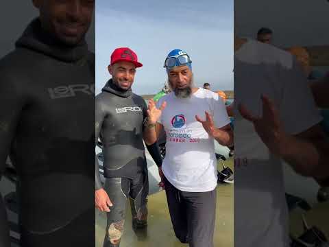 تحدي سباحة حرة في البحر