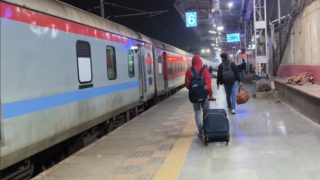  Journey From Bhopal Junction To Lucknow Train 12594 Garib Rath Superfast Express 