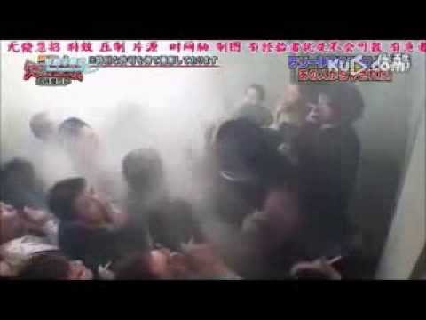 japanese-prank-smoking-room-over-crowded