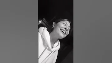 اغنيه تركيه ترند بنت تغني وقعت في النار Ateşe Düştüm 