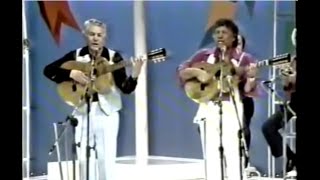 Tonico e Tinoco cantando 06 Cururus (Seleção Especial) | Caipira de Clementina