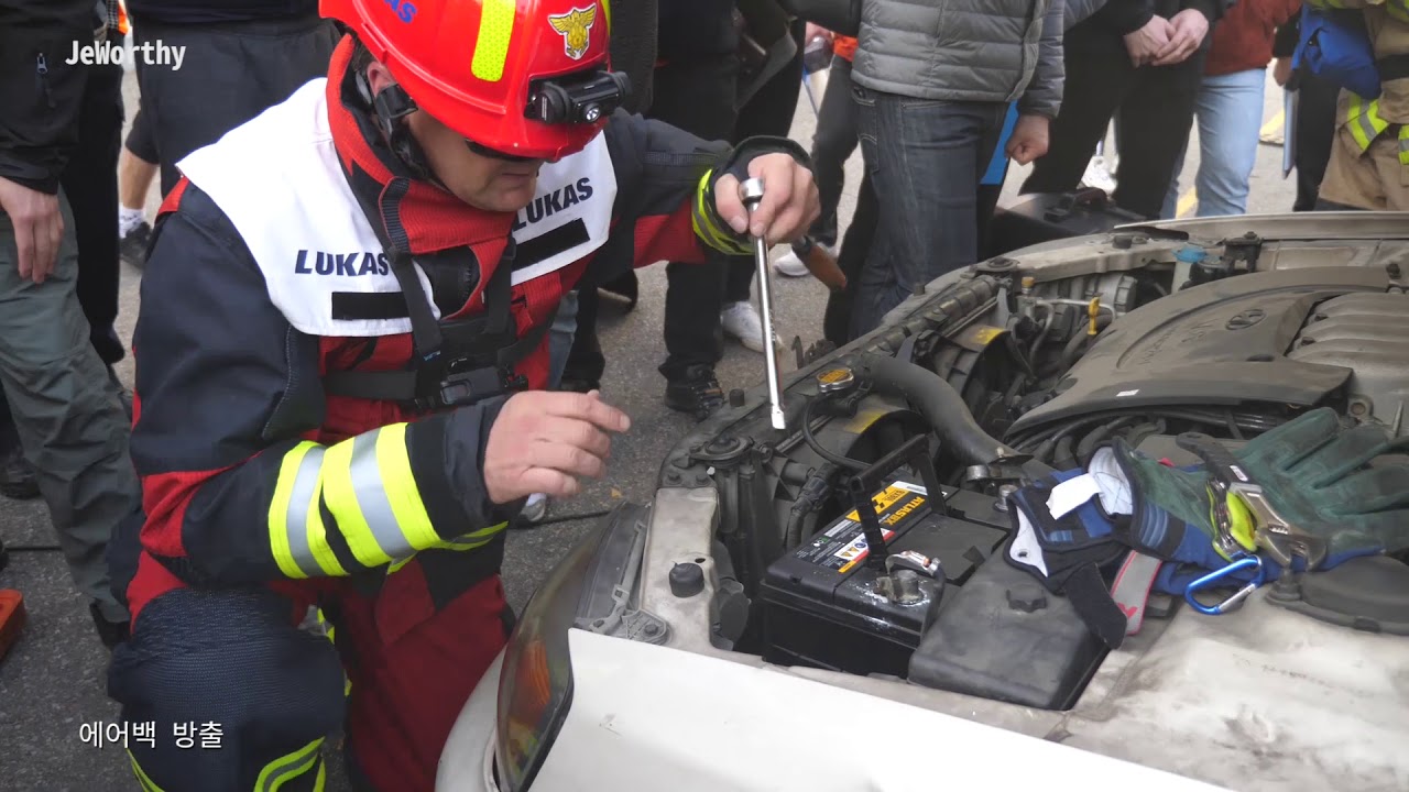 주)제워디 차량인명 구조교육 자료 Lukas Vehicle Extrication Training in Korea