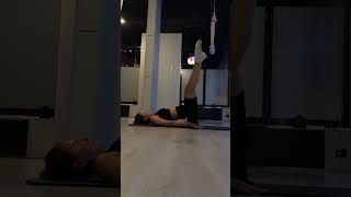 Блоки для поддержки во время асан, усиленной растяжки или эффективного расслабления тела.