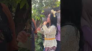 Download Lagu Mama Cantik 🫣👌🏻 #dancer #karnaval #brewogaudio #horeg #sound #soundhoreg #soundsystem #ceksound MP3