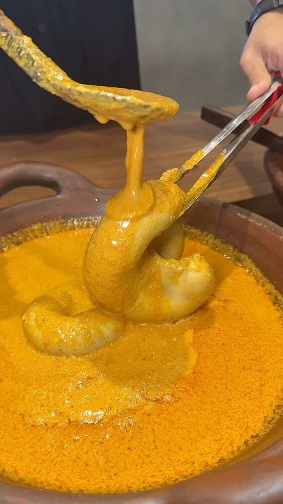 Pertama kali cobain nasi kapau dan tambusu ternyata.. #makananpadang #rendang #kuliner #padang