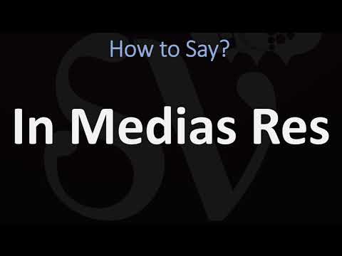How to Pronounce In Medias Res? (CORRECTLY)