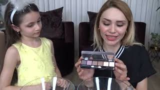 Makyaj Malzemeleri̇yle Sli̇me Make Up Slime