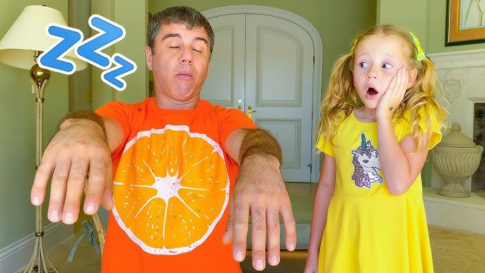 Jinsiy aloqa, porno, sikish, sikish, mushuk, sik Qiz uyali telefonida jinsiy aloqani tasvirga oldi