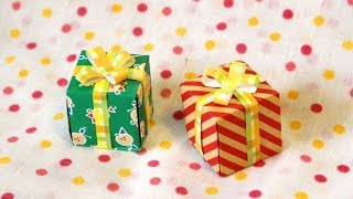 クリスマスの折り紙「プレゼントボックス」Christmas Origami "Present Box"