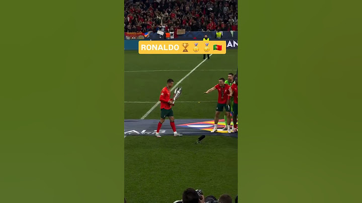 40 year old Cristiano Ronaldo the Goat lifts the UEFA Nations League trophy #cr7 #portugal #spain