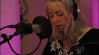 Julia Alexa «The first time we met» - Radio4TNG Live Session