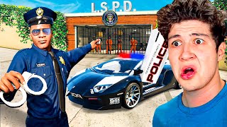 Thumbnail for CONVERTÍ la CASA de FRANKLIN en una COMISARÍA en GTA 5! 🏡👮♂️ (Mods)