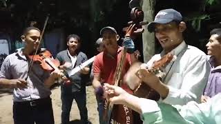 Con el Grupo Musical de cuerda Los Luceros del Sur, San Isidro, Choluteca.