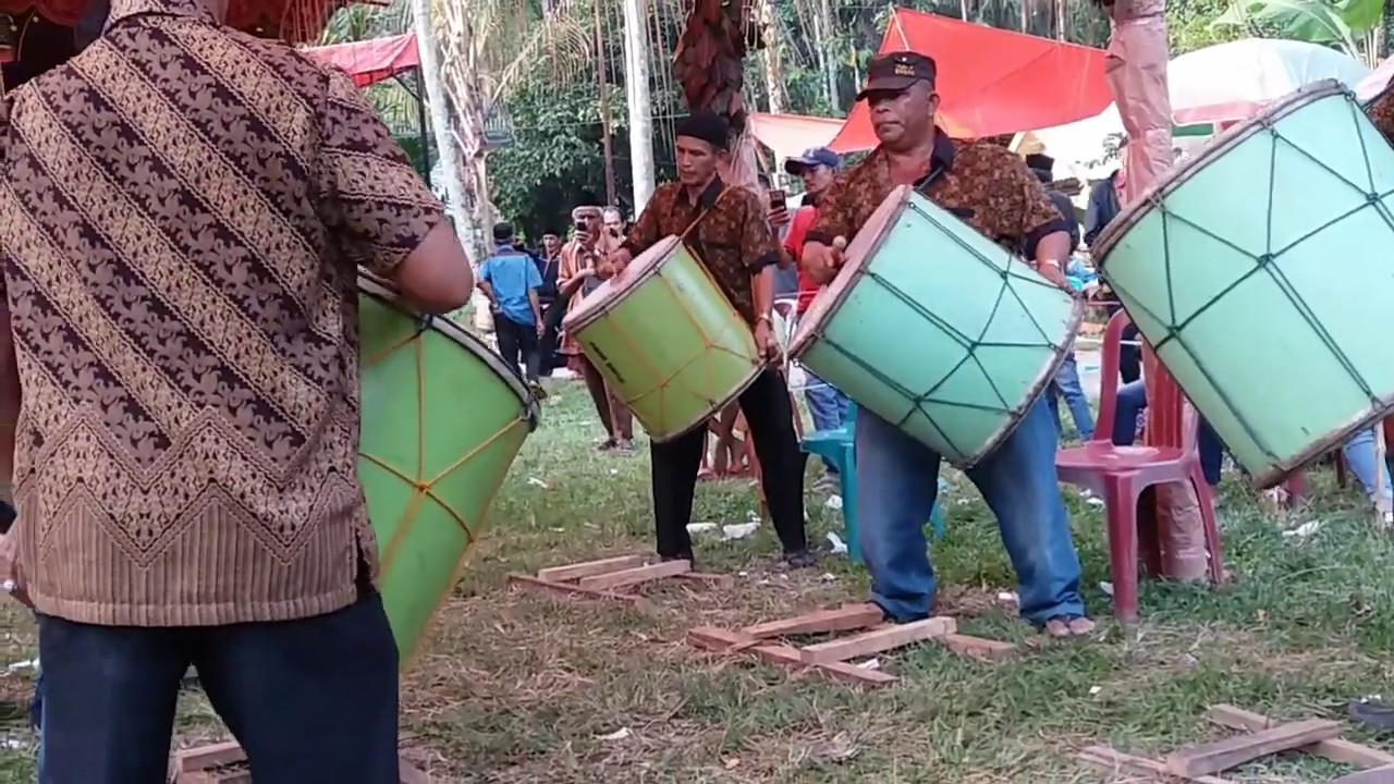 Hoyak Tambua Tasa Simpang Ampek Kampuang Tangah KM