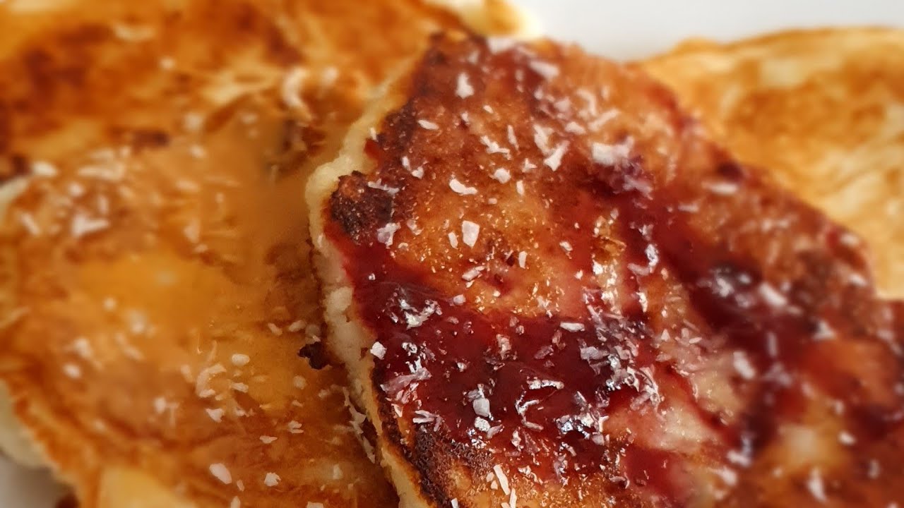 DONNE IN CUCINA PANCAKE CHETO  DI ALBUMI E FARINA DI COCCO..