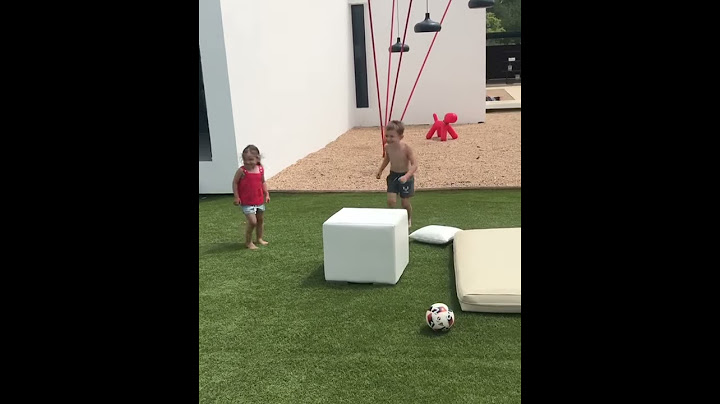 PAPU GOMEZ TIRA UNA BOTTA INCREDIBILE ALLA FIGLIA!