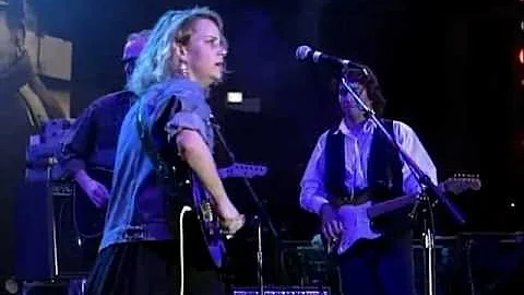 Mary Chapin Carpenter - Down At The Twist And Shou...
