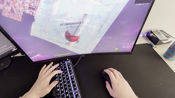 macro on keyboard vs macro on mobile (POV)