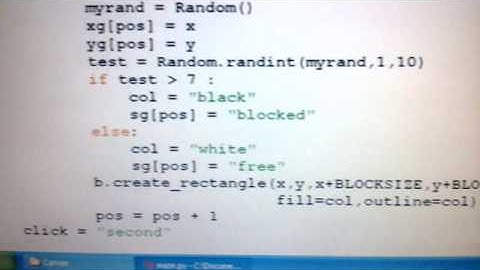 Python graphics/ tkinter program with  maze puzzle.