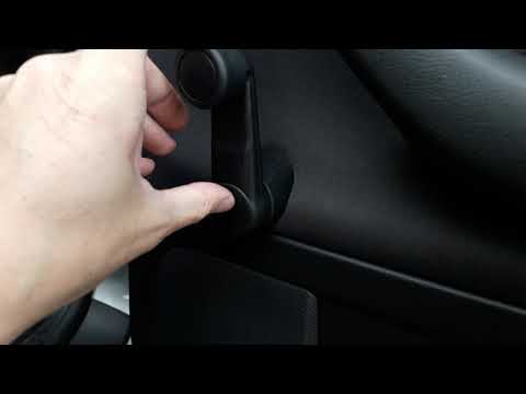 Audi A4 B6 как снять ручку стекло подъёмника!