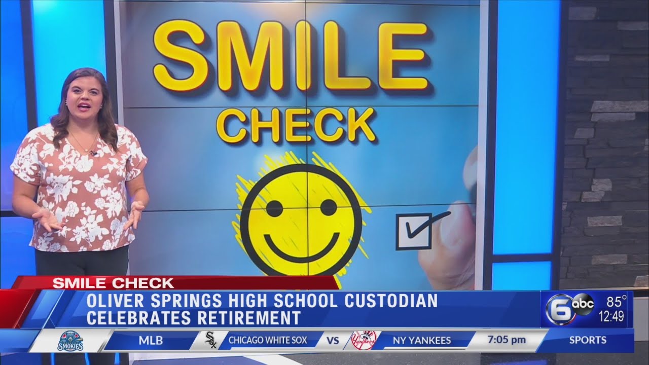 Oliver Springs High School custodian celebrates retirement