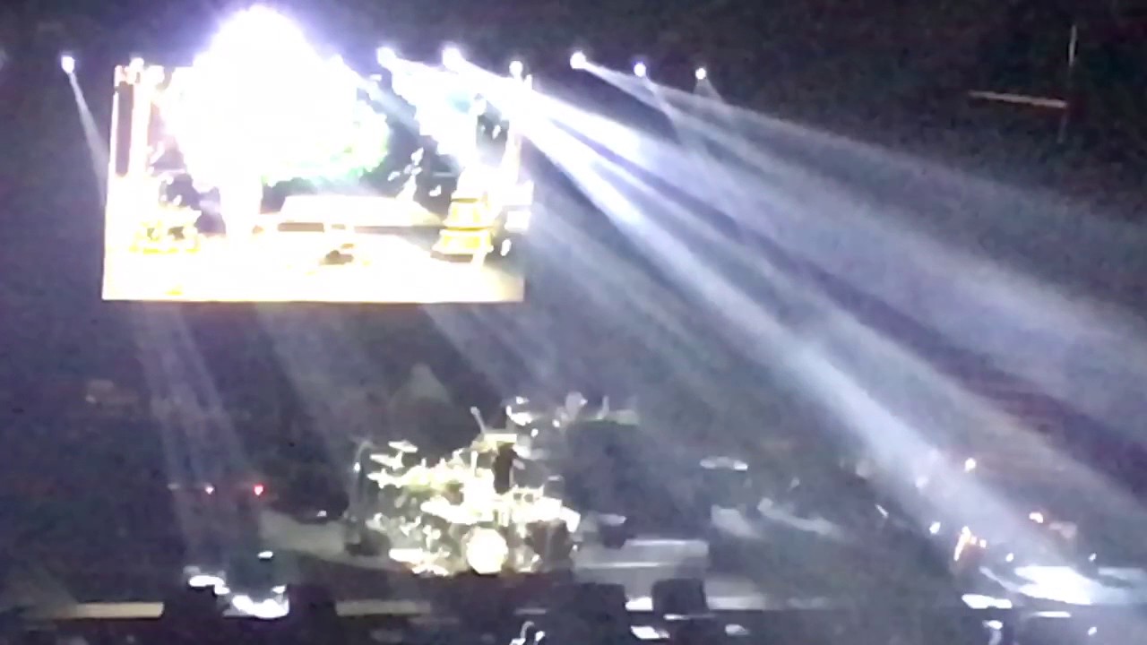 Jack Irons LIVE drum solo TD Garden Boston Massachusetts 7 February