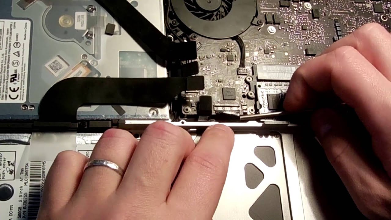 1. Разборка беспроводной клавиатуры apple подготовка к чистке - смотреть видео о