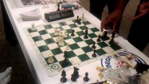 Speed Chess with trash talk - World Open Chess.3GP