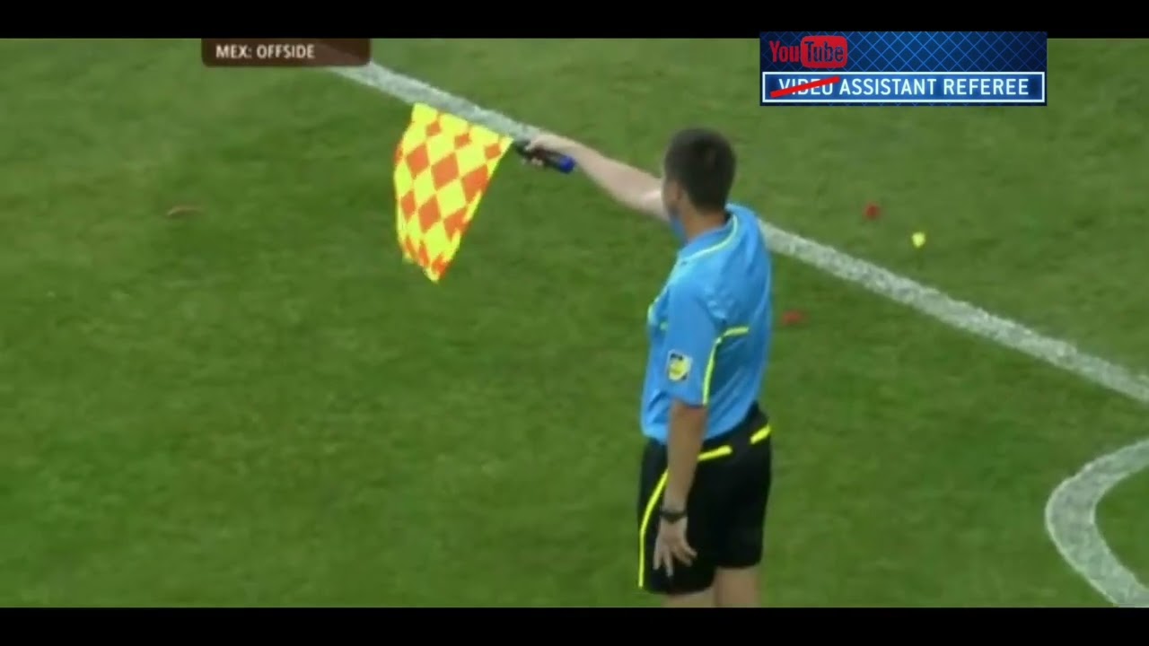 The best offside call ever(commentator got confused)