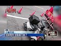施工勾到高壓電線引爆炸　工人急滅火慘遭電擊命危