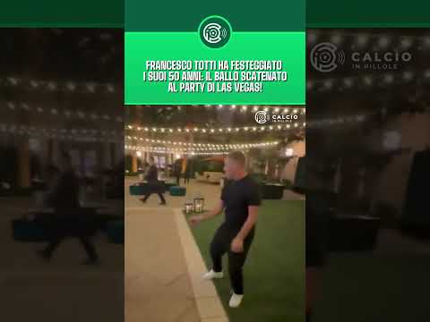 Video Francesco Totti ha festeggiato i suoi 50 anni a Las Vegas in grande stile!